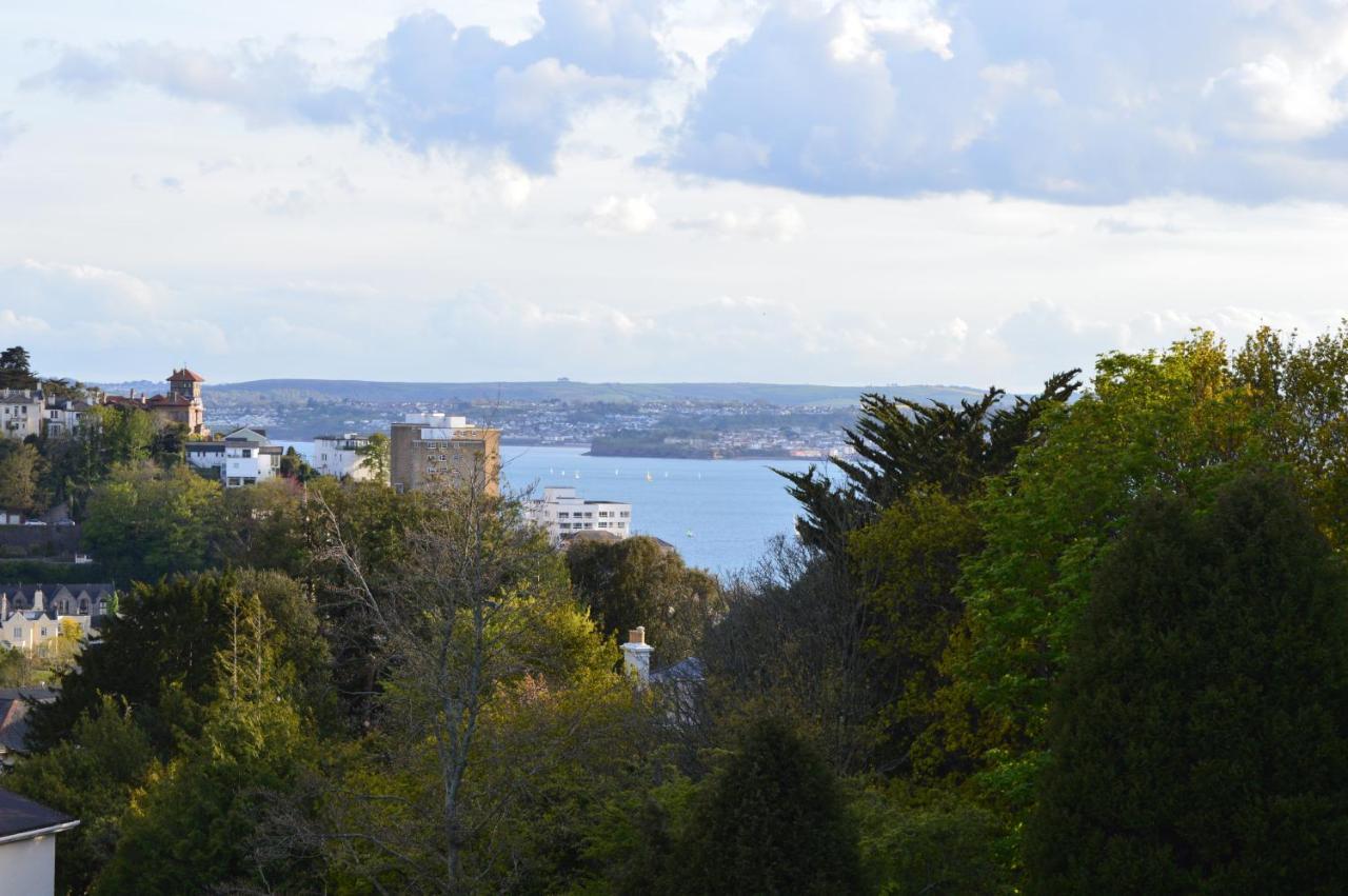 5 Spa Court, Boutique Holiday Apartment In Torquay Exteriör bild